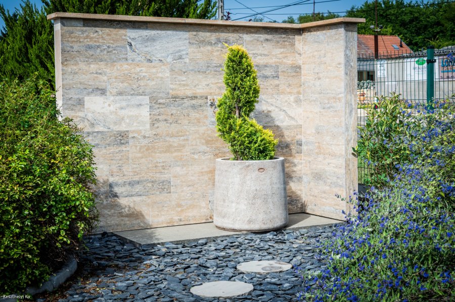 kö virágtartók,beton virágtartók,kaspó,balkonláda,virágláda,virágtartó,kaspó