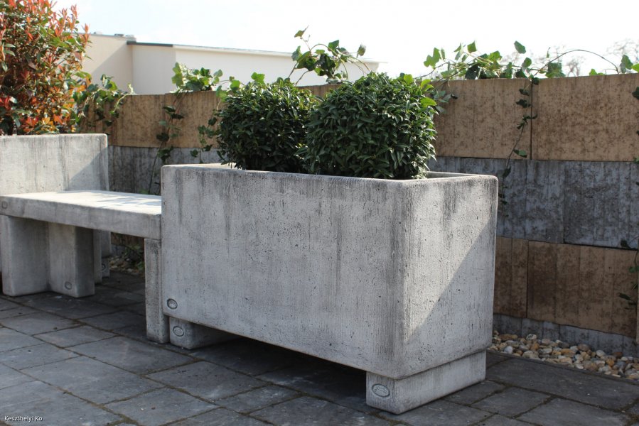 kö virágtartók,beton virágtartók,kaspó,balkonláda,virágláda,virágtartó,kaspó